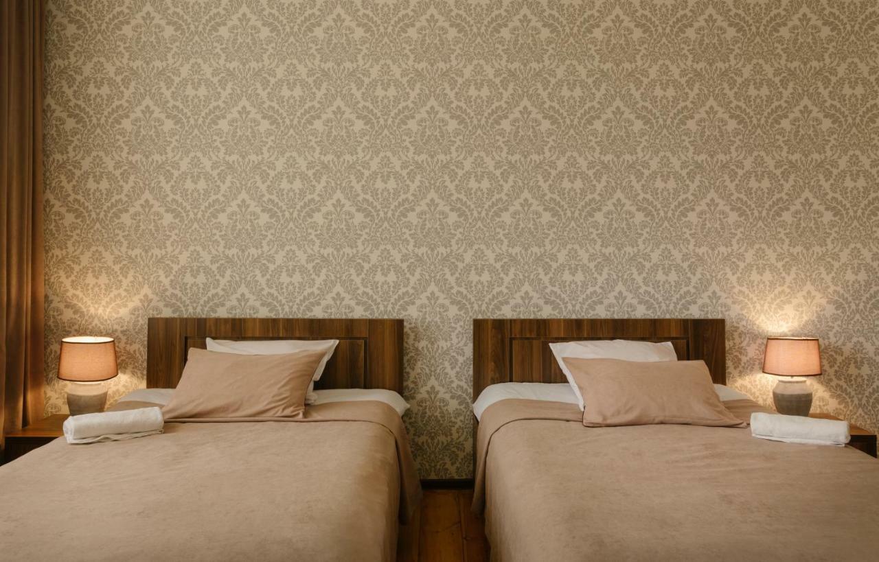 Brick Walls Guest house *